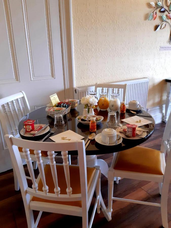 Savoy Hotel Флийтуд Екстериор снимка
